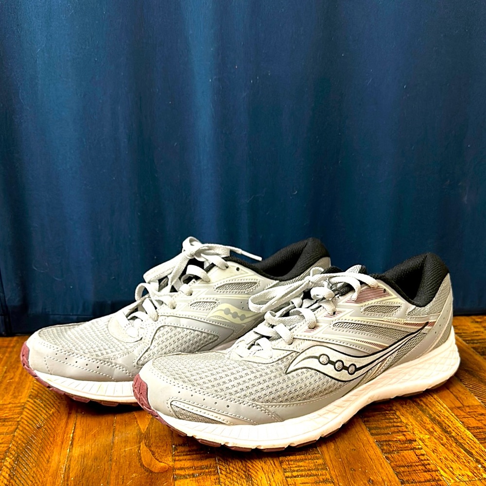 Saucony Gray Running Shoes